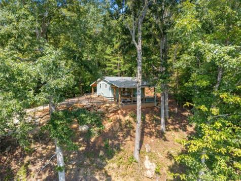 554 Stearns Street Cleveland GA 30528