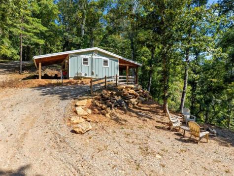 554 Stearns Street Cleveland GA 30528
