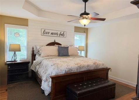 227 Clarkesville Heights Clarkesville GA 30523