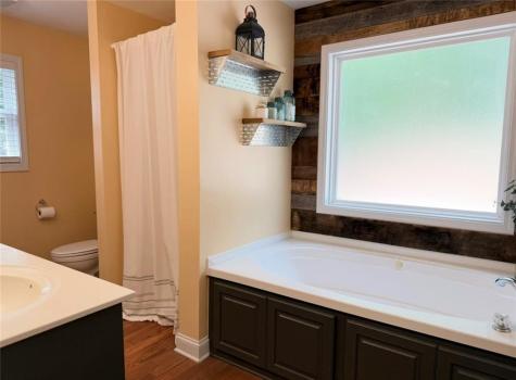 227 Clarkesville Heights Clarkesville GA 30523