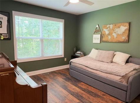 227 Clarkesville Heights Clarkesville GA 30523