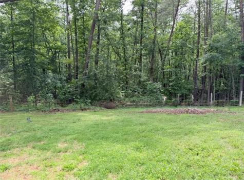 227 Clarkesville Heights Clarkesville GA 30523