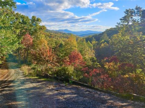 32 Ivey Ridge Road Suches GA 30572