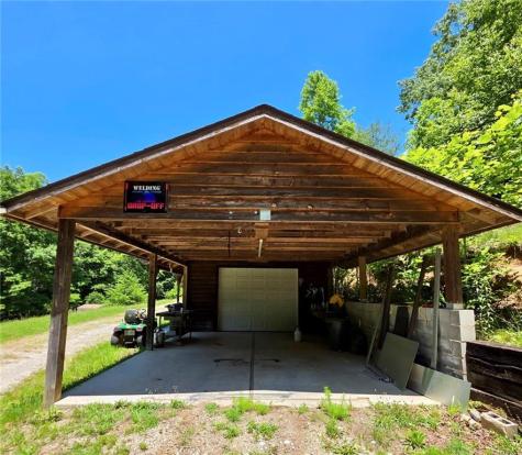 32 Ivey Ridge Road Suches GA 30572