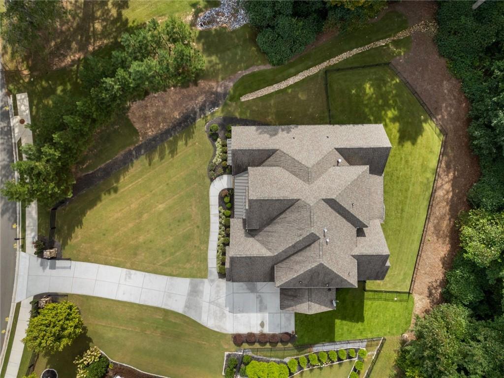 7559 Bates Drive Alpharetta GA 30004