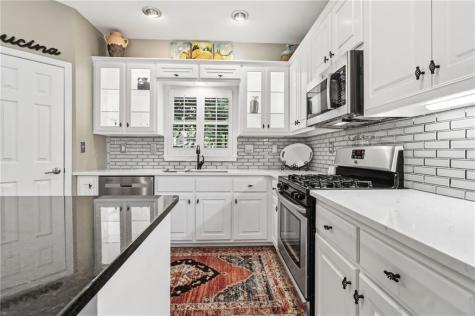 52 Swallow Point Big Canoe GA 30143