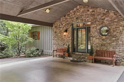 52 Swallow Point Big Canoe GA 30143