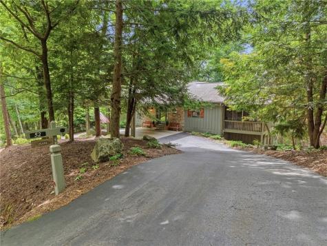 52 Swallow Point Big Canoe GA 30143