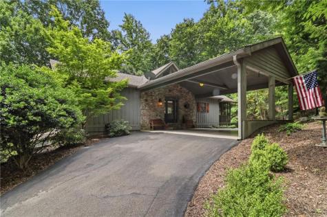 52 Swallow Point Big Canoe GA 30143
