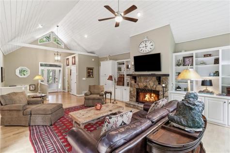 52 Swallow Point Big Canoe GA 30143