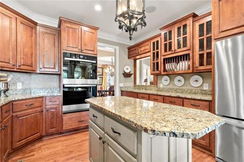 712 Wedgewood Drive Big Canoe GA 30143