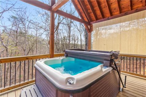 281 Maple Ridge Road Cleveland GA 30528