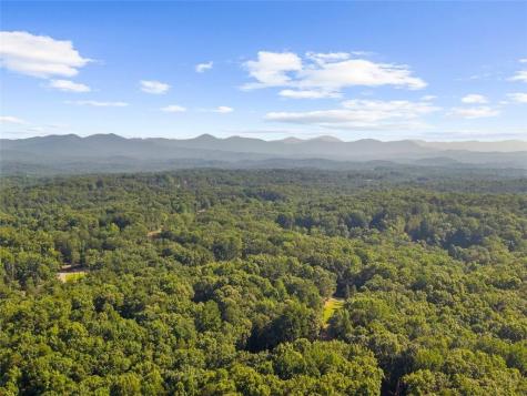 280 Sleepy Hollow Road Dahlonega GA 30533
