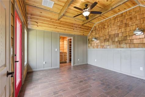456 Oak Springs Road Clarkesville GA 30523