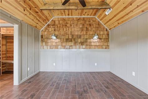 456 Oak Springs Road Clarkesville GA 30523
