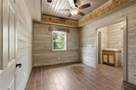 456 Oak Springs Road Clarkesville GA 30523