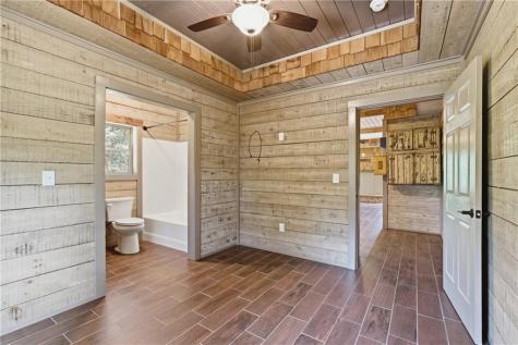 456 Oak Springs Road Clarkesville GA 30523
