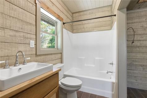 456 Oak Springs Road Clarkesville GA 30523