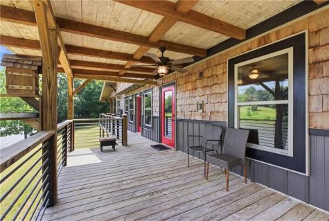 456 Oak Springs Road Clarkesville GA 30523