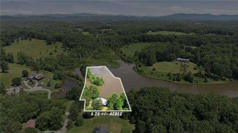 456 Oak Springs Road Clarkesville GA 30523