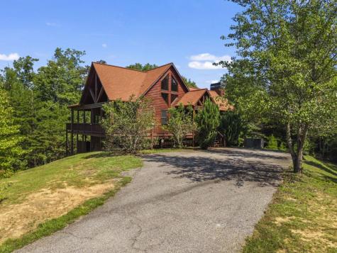 45 Whispering Lane Blue Ridge GA 30513