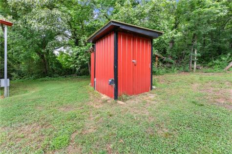 59 Rocket Drive Cleveland GA 30528