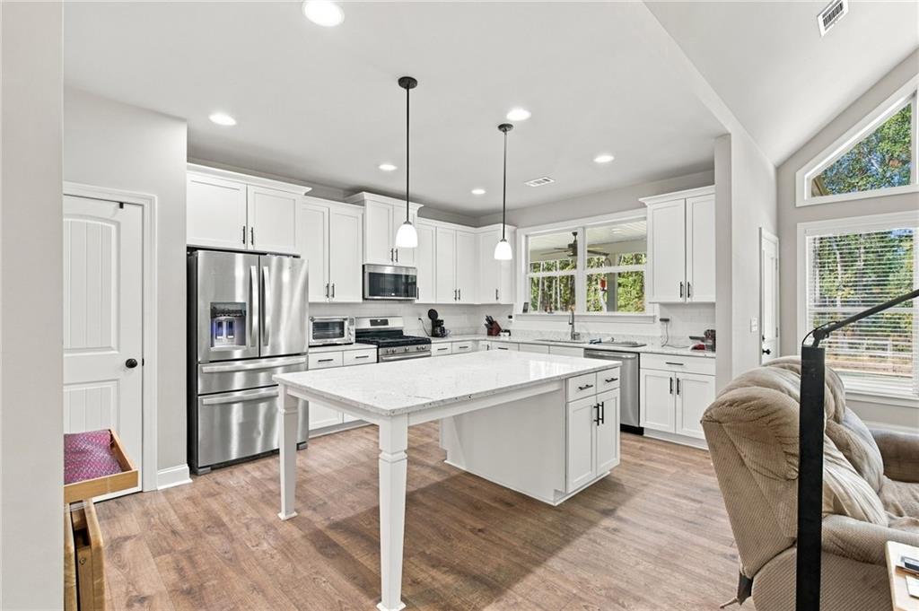 10 Stratford Way Kingston GA 30145