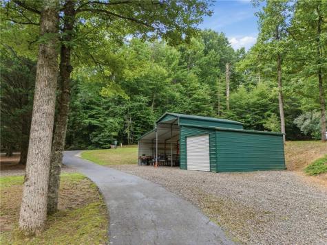 2447 Hi River Road Hiawassee GA 30546