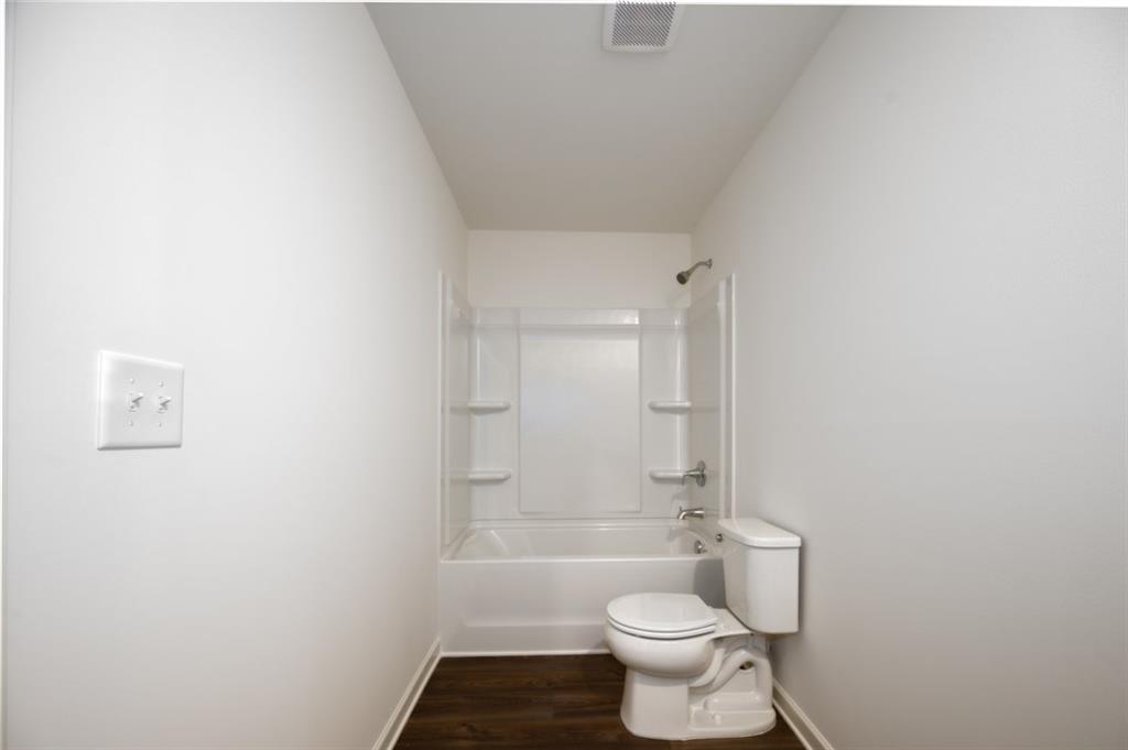 105 Turquoise Path Lizella GA 31052