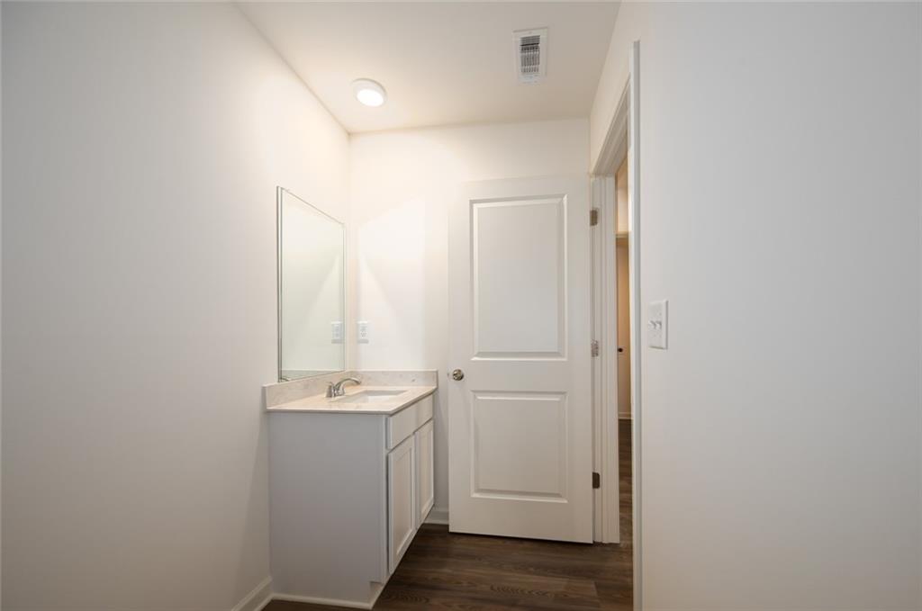 105 Turquoise Path Lizella GA 31052