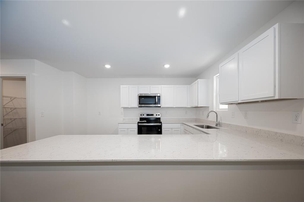 105 Turquoise Path Lizella GA 31052