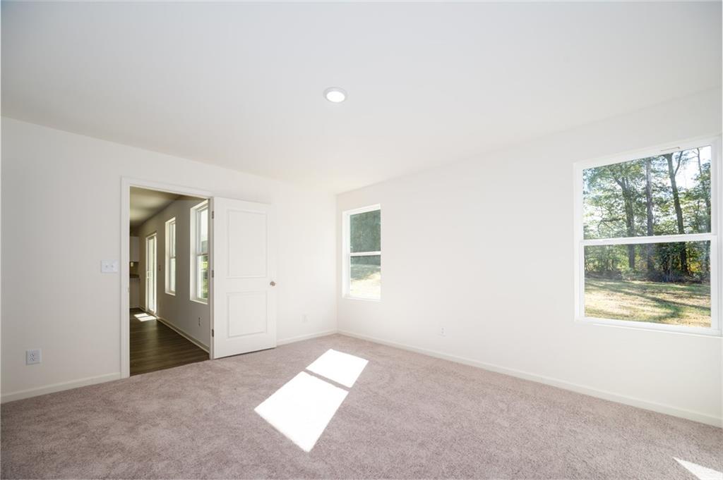 105 Turquoise Path Lizella GA 31052
