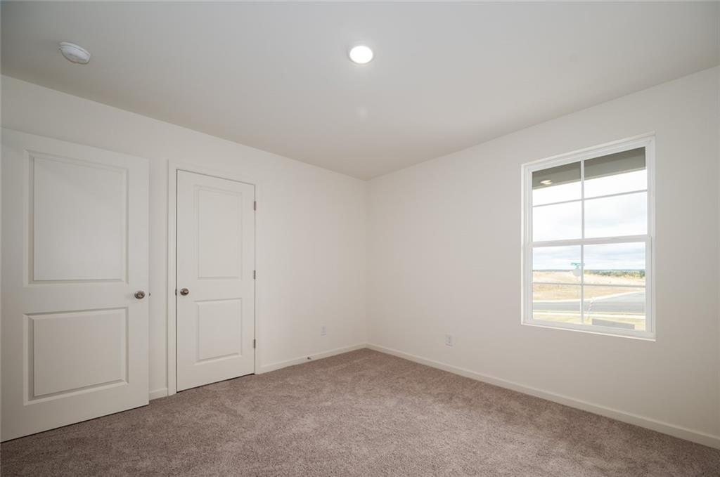 105 Turquoise Path Lizella GA 31052