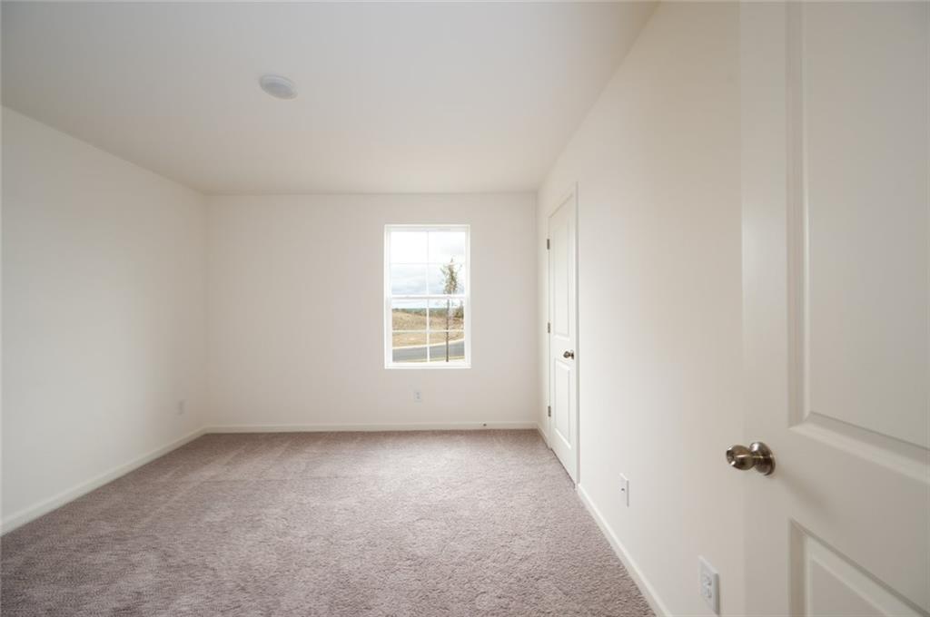 105 Turquoise Path Lizella GA 31052