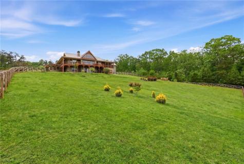 89 Old Steele Hollow Dahlonega GA 30533