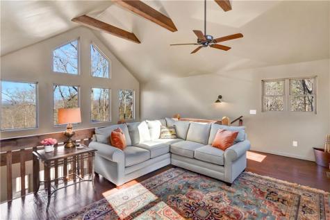 196 Grayson Point Blue Ridge GA 30513