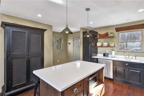 196 Grayson Point Blue Ridge GA 30513
