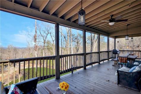 196 Grayson Point Blue Ridge GA 30513