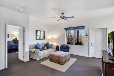 196 Grayson Point Blue Ridge GA 30513