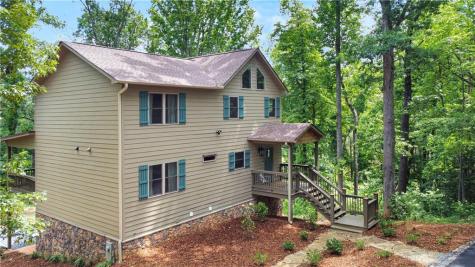 196 Grayson Point Blue Ridge GA 30513