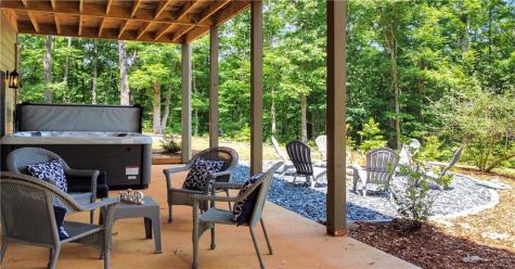 196 Grayson Point Blue Ridge GA 30513