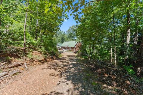 110 Yonah View Dahlonega GA 30533