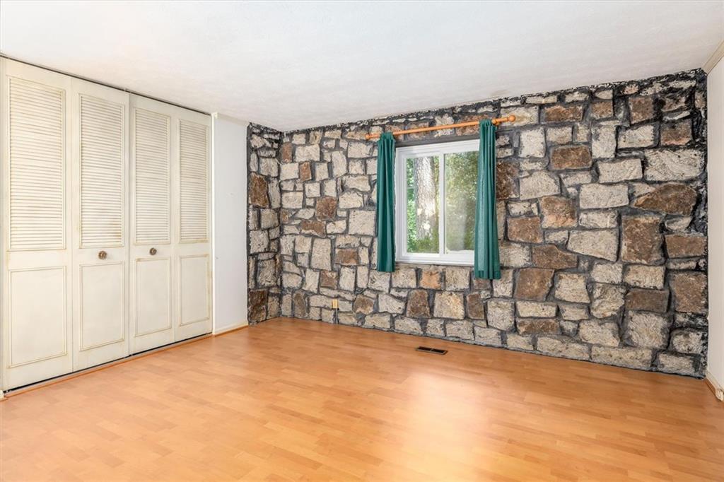 2619 Andover Drive Atlanta GA 30360