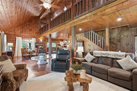 965 Bell Road Mineral Bluff GA 30559