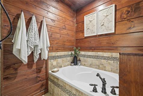 965 Bell Road Mineral Bluff GA 30559