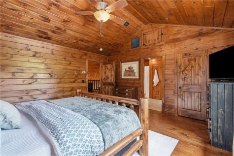 965 Bell Road Mineral Bluff GA 30559