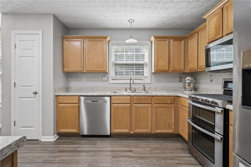 610 Eagle Glen Trace Woodstock GA 30189