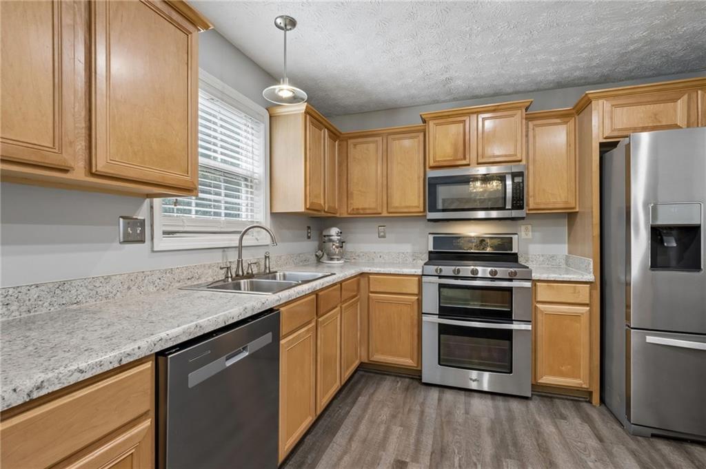 610 Eagle Glen Trace Woodstock GA 30189
