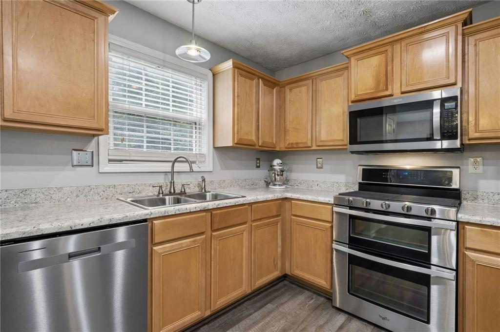 610 Eagle Glen Trace Woodstock GA 30189