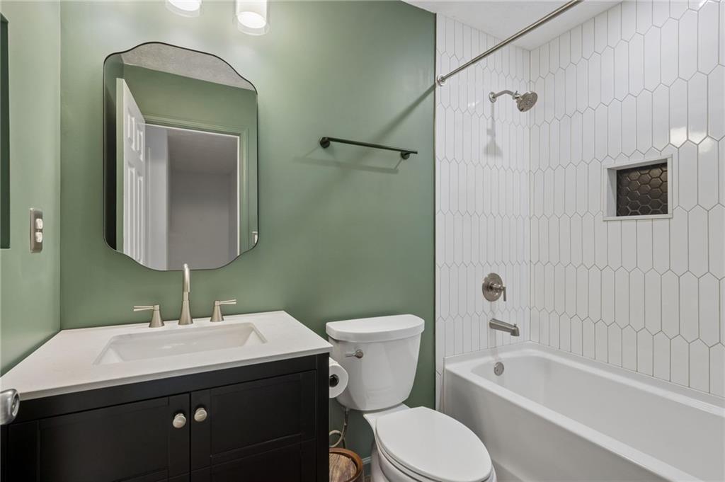610 Eagle Glen Trace Woodstock GA 30189